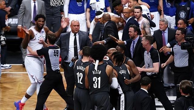 球队, 罚款与禁赛, 赛季 球队, 罚款与禁赛, 赛季