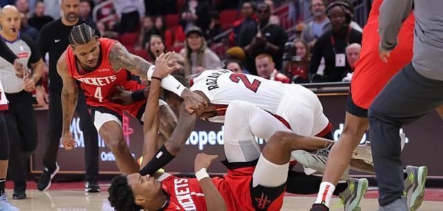 经常因恶意, 美媒Rot, MMgjR 经常因恶意, 美媒Rot, MMgjR