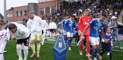 被出示黄牌, KD, Ow 被出示黄牌, KD, Ow