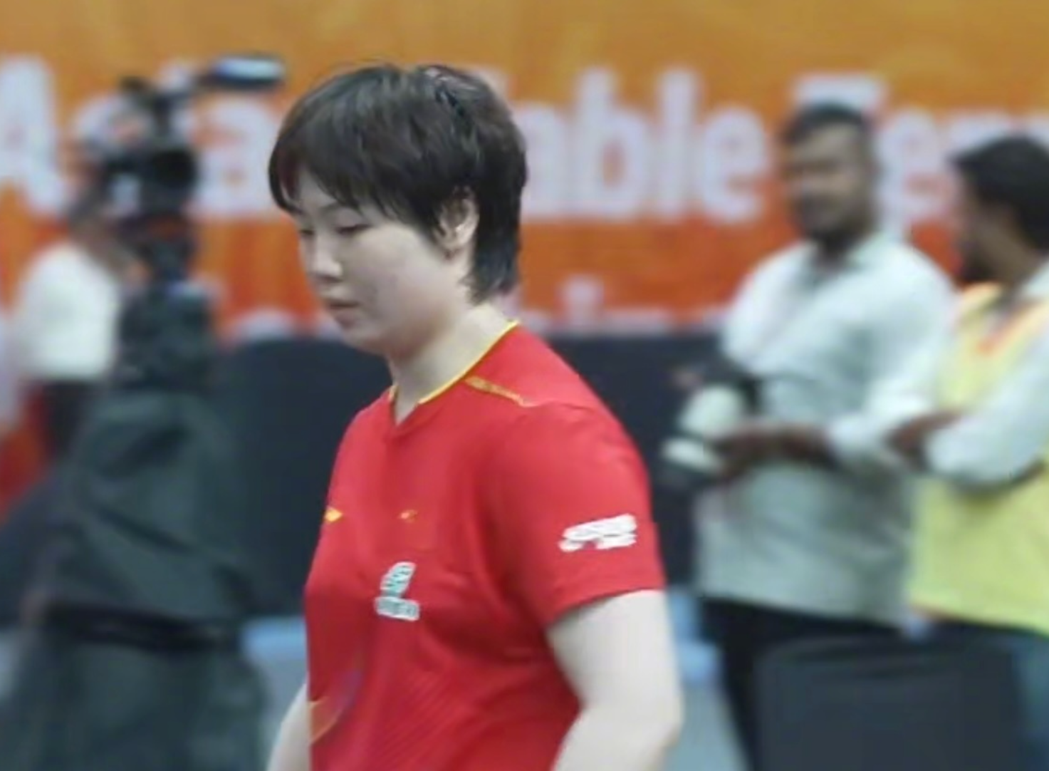 攻失误, 坚决保持长, 领先 攻失误, 坚决保持长, 领先